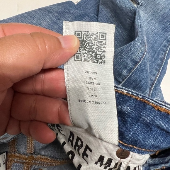 True Religion Womens High Rise Straight Distressed Medium Wash Jean Size 24 - Picture 7 of 8